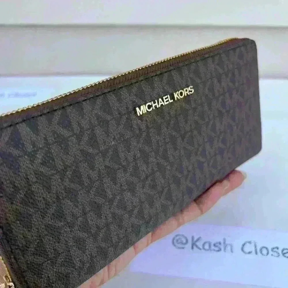 Michael Kors Wristlet Travel Continental Large Wallet MK Signature Brown - Picture 6 of 7
